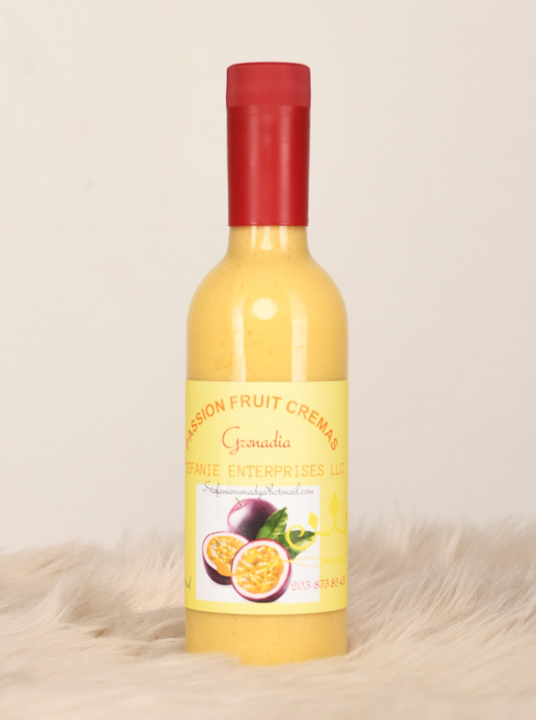 Half bottle of passion fruit Cremas-Grenadia